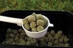 Mivardi Rapid Pellets Turbo 1 kg Пелети с дупка Turbo 16mm
